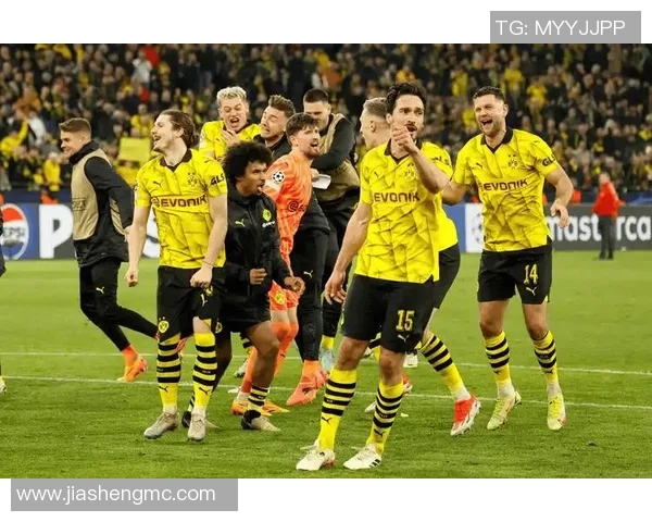 德甲经典对决多特蒙德逆转拜仁五球狂胜引爆全场激情 德甲经典对决多特蒙德逆转拜仁五球狂胜引爆全场激情