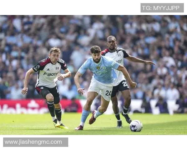 中超激战阿森纳与曼城互交白卷精彩瞬间引发全场热烈反响 中超激战阿森纳与曼城互交白卷精彩瞬间引发全场热烈反响