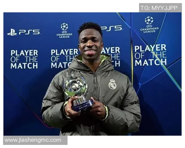 国王杯热刺大胜多特蒙德红牌事件引发全场热议与转会传闻 国王杯热刺大胜多特蒙德红牌事件引发全场热议与转会传闻