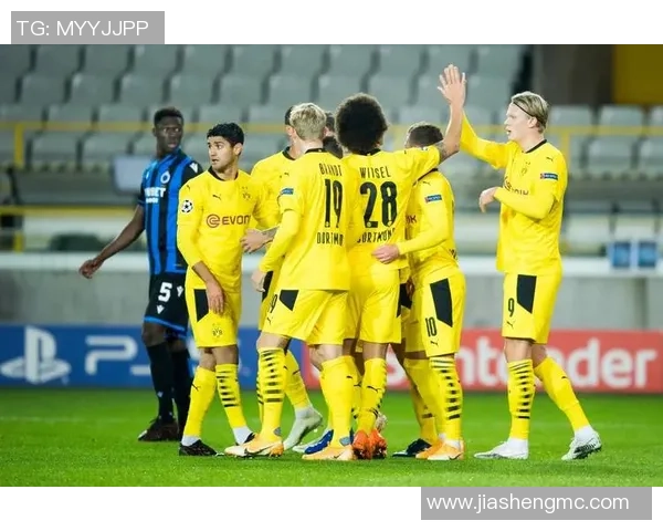 国王杯惊天冷门里昂逆转多特蒙德引发全场狂欢 国王杯惊天冷门里昂逆转多特蒙德引发全场狂欢